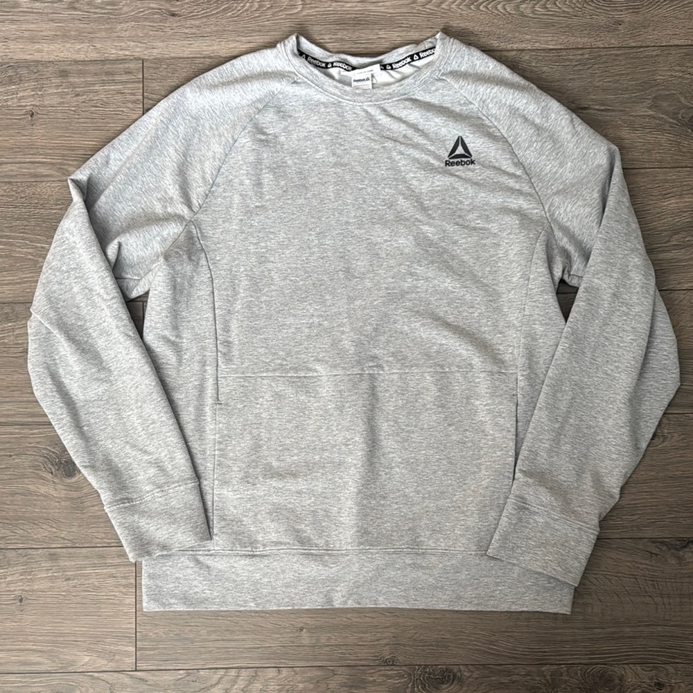 Reebok Men's Light Gray Crewneck Sweater